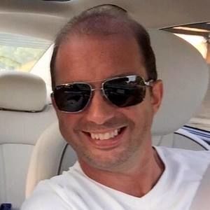 Meet your Posher, Bernie